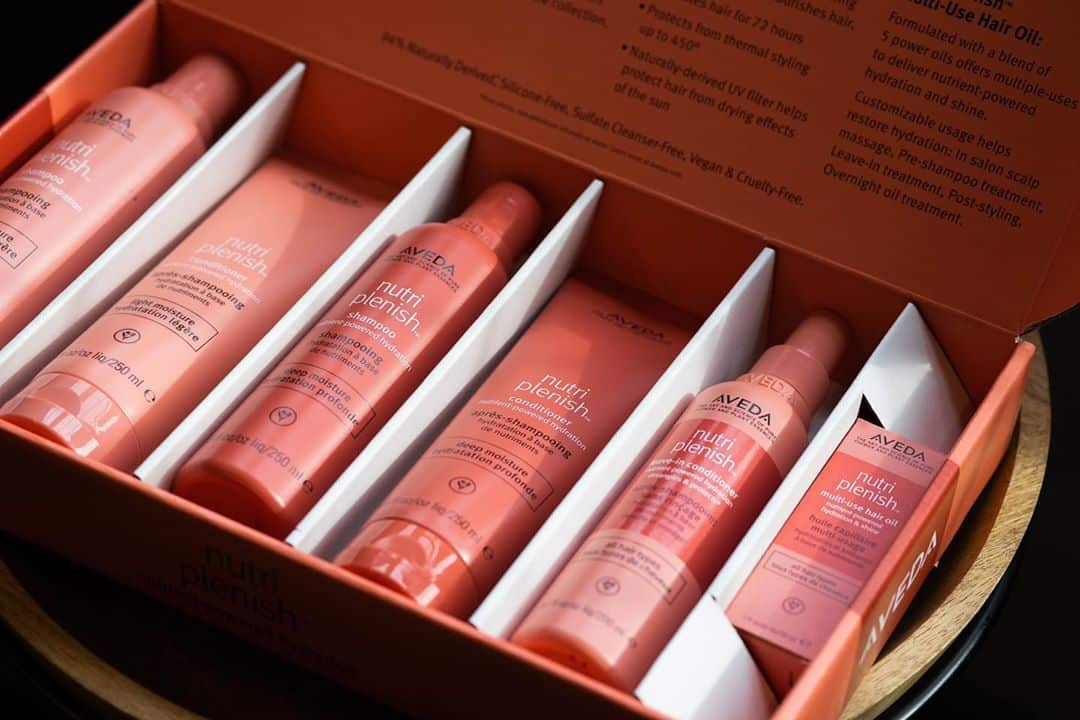 The Lowdown on Shampoo & Conditioner by